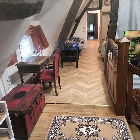 Chaumiere Du Chateau D'O Et Sa Mini Ferme ,Gite 21Couchages Goupil-Othon Экстерьер фото