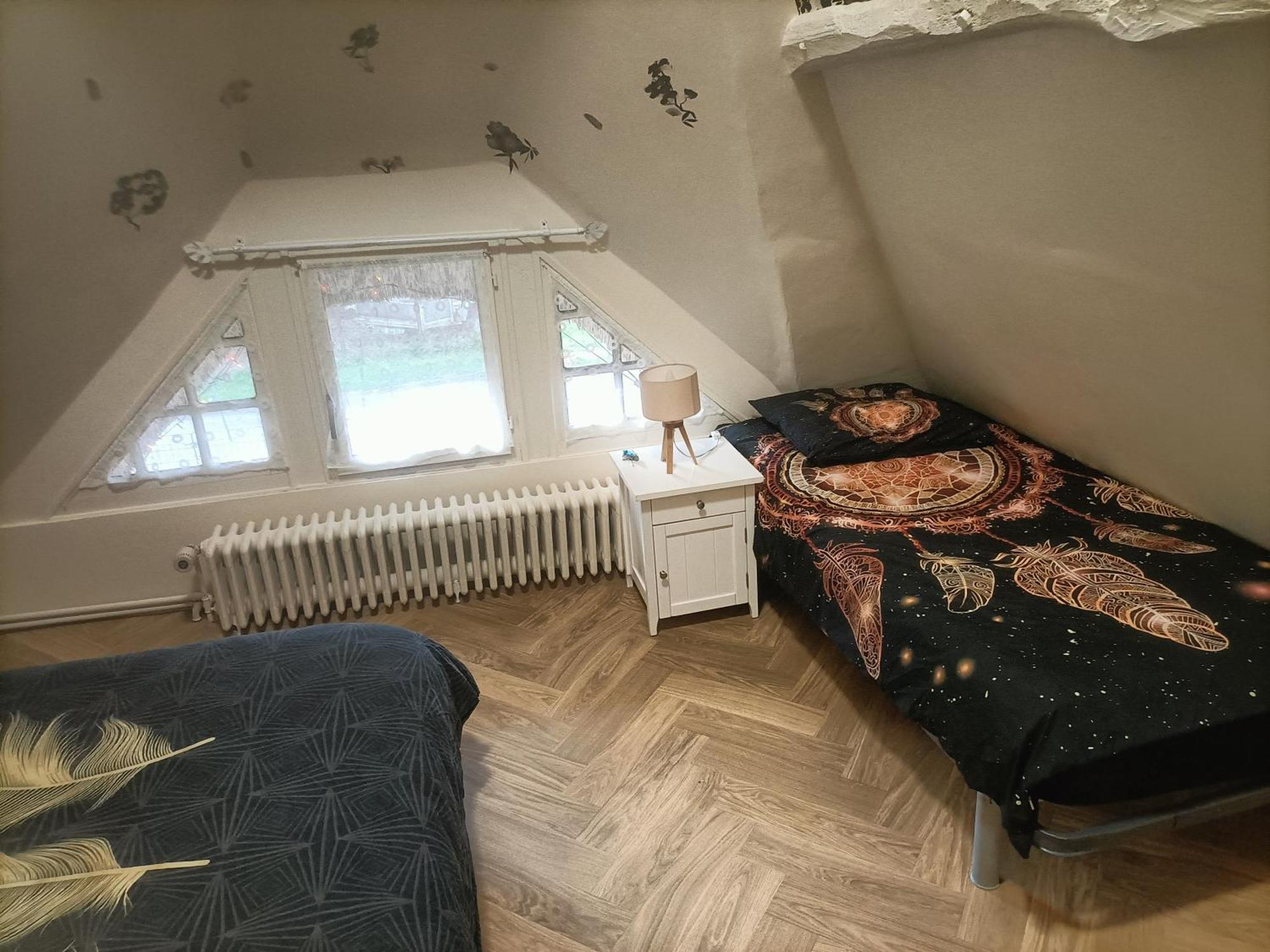 Chaumiere Du Chateau D'O Et Sa Mini Ferme ,Gite 21Couchages Goupil-Othon Экстерьер фото